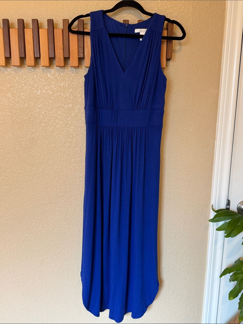 London Times Sleeveless V-Neck Maxi Dress in Blue